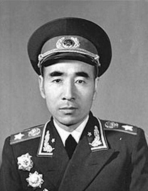 十大元帅谁打仗最厉害，历史的深度解读与客观评价，深度解读与客观评价，哪位十大元帅最擅长打仗？