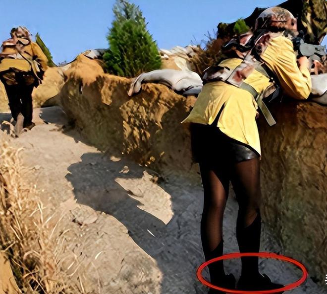 抗战神剧中的女性英雄，手榴弹与荣耀的瞬间，抗战神剧中的女性英雄，手榴弹背后的荣耀瞬间