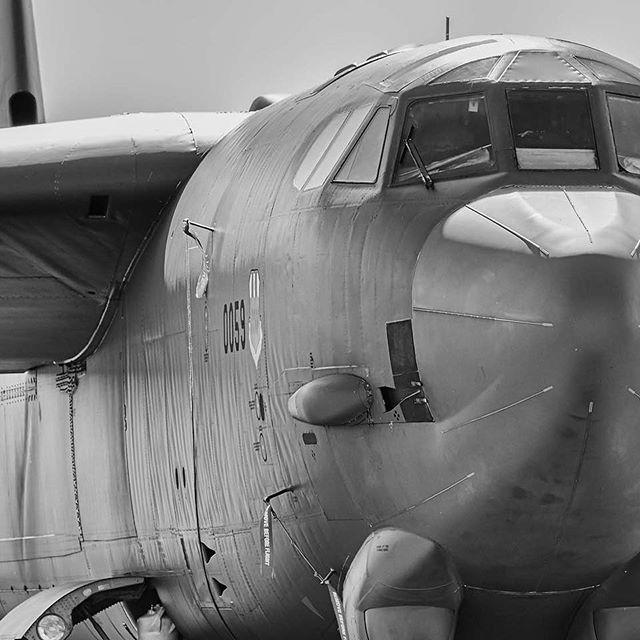 歼-10战斗机最大航程,技术解析与战略应用,歼-10战斗机技术深度解析,最大航程与战略应用探讨