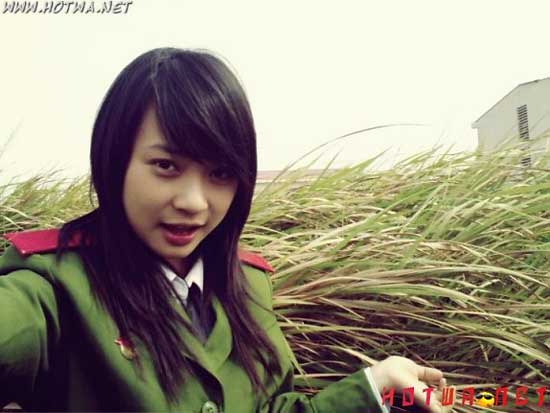 越南女兵与中国老兵共同生活的十多年，跨越国界的深情厚谊，越南女兵与中国老兵的跨国深情，跨越十余年的友情与共生