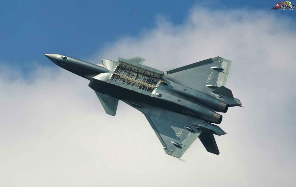 歼八飞机与歼十研制对比，中国航空工业的跨越式发展，中国航空工业的跨越式发展，歼八与歼十研制的对比研究
