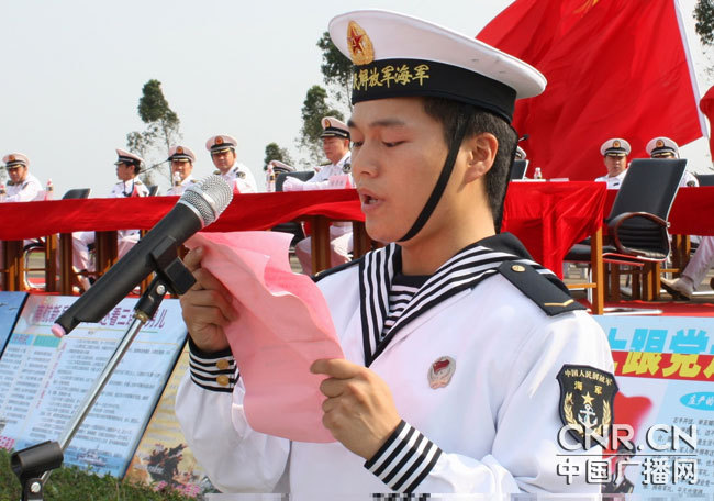 南海舰队2021年新兵，青春热血铸军魂，南海舰队新兵热血铸军魂，青春年华献国防