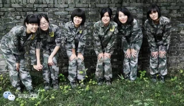 学校女兵的道路，挑战与机遇并存，学校女兵之路，挑战与机遇同行