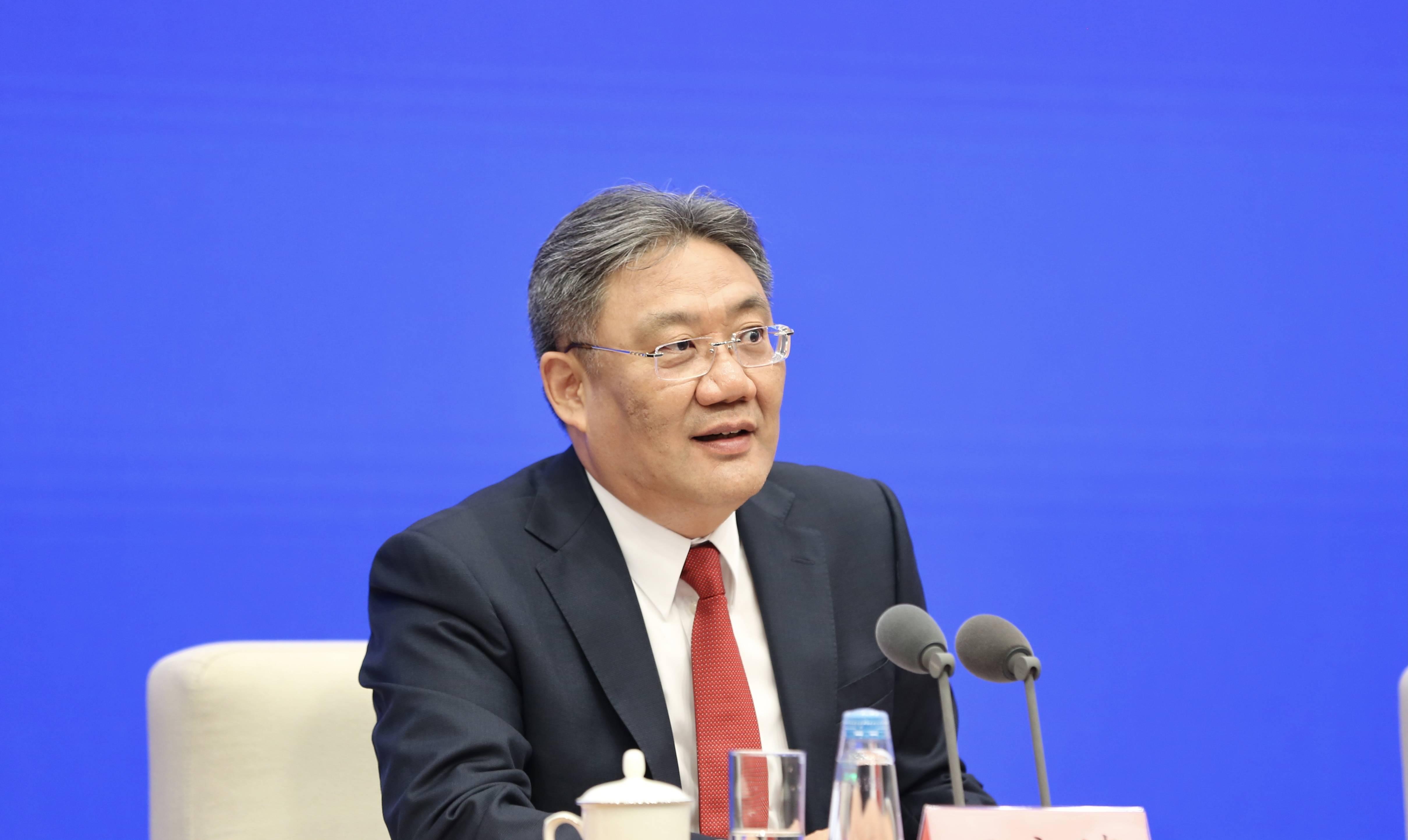 中方决定，引领全球合作与发展的新篇章，中方引领全球合作与发展新篇章开启