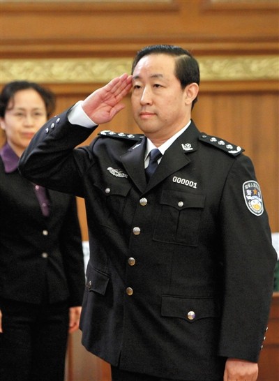 公安部部长与省委书记，职责、合作与挑战的探讨，公安部长与省委书记的职责、合作与挑战，跨部门协同工作的深度探讨