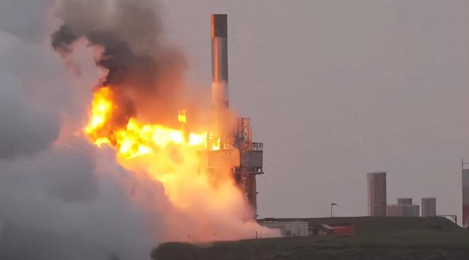 火箭发射爆炸视频，探索宇宙的惊险之旅，火箭发射爆炸瞬间，宇宙探险的惊险之旅视频