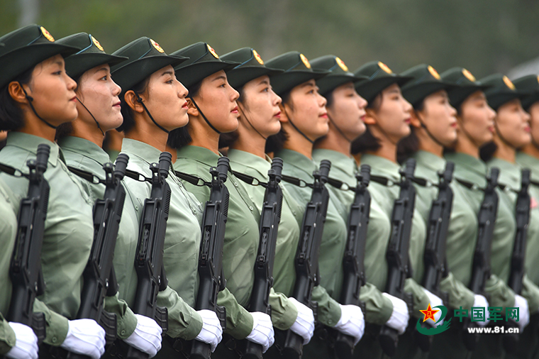 中国真实女兵图片，展现力量与荣耀，中国女兵，力量与荣耀的真实展现