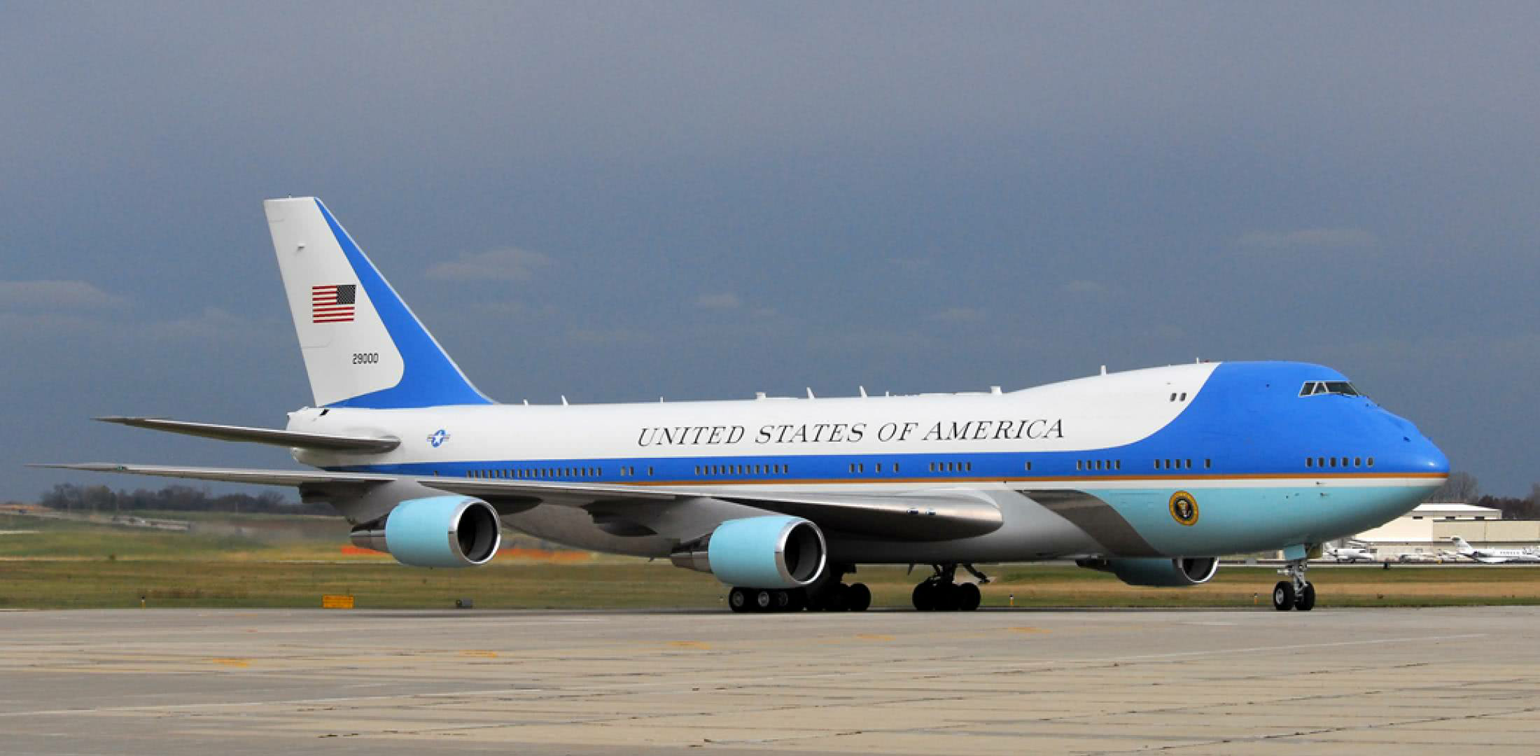 中国空军一号电视剧全集，热血铸魂，翱翔蓝天，中国空军一号电视剧全集，热血铸魂 翱翔蓝天之梦