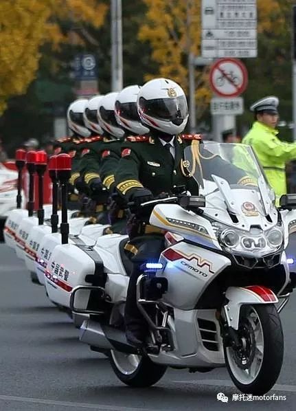 国宾护卫车，荣耀与安全的象征，国宾护卫车，荣耀与安全的时代标志