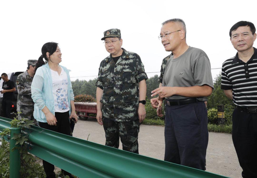 武警部队参谋长助理张红生的卓越贡献与领导风范，武警部队参谋长助理张红生的领导风范与卓越贡献解析