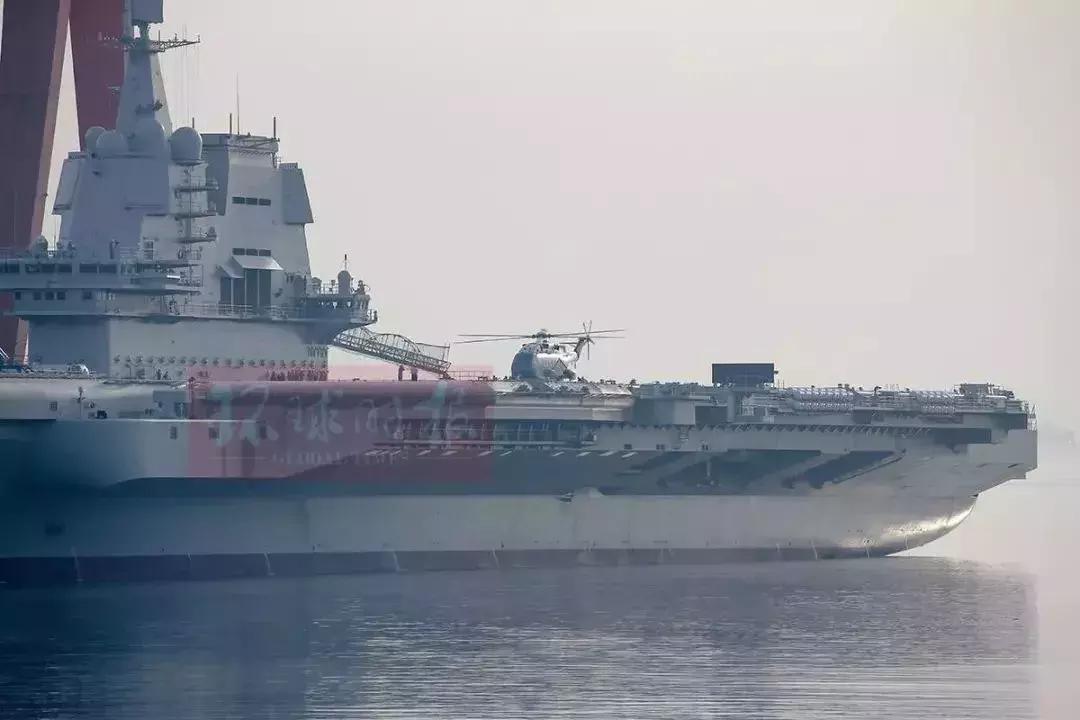 直-18J，空中巨翼，展现中国航空工业的骄傲，直-18J空中巨翼，中国航空工业的骄傲典范