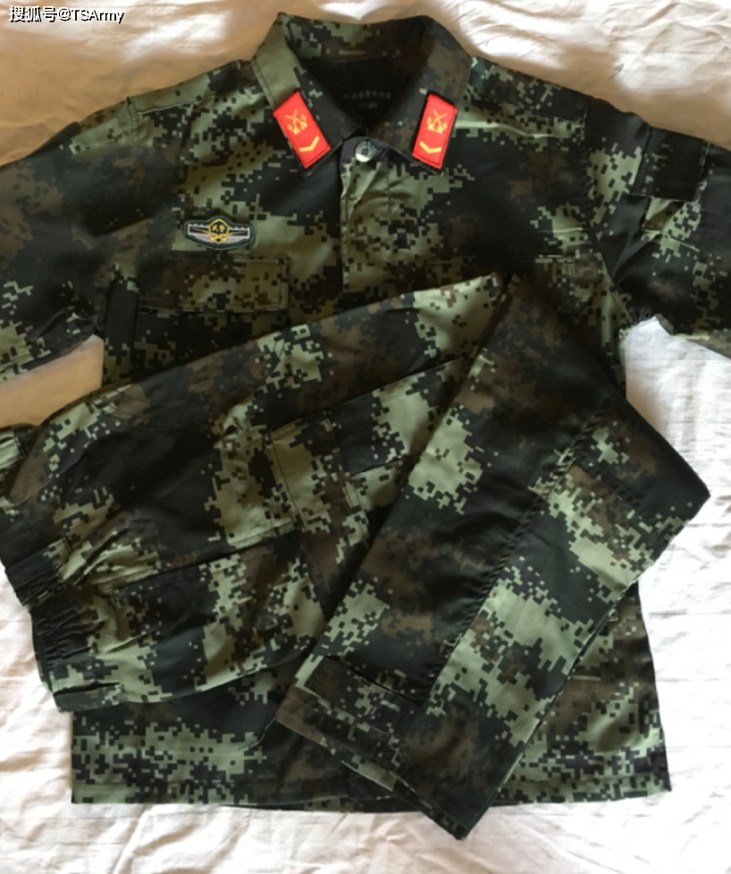 武警新一代17式迷彩服，探索与前瞻，武警新一代17式迷彩服，探索与未来展望