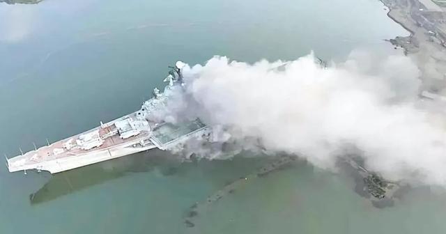 航空母舰的绘画教程，一步步带你走进海洋巨无霸的世界，航空母舰绘画教程，探索海洋巨无霸的世界