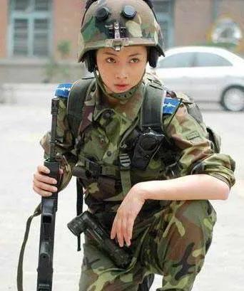 中国特种兵排行榜，揭示中国特种部队的实力与荣耀，中国特种部队实力与荣耀揭秘，特种兵排行榜揭晓