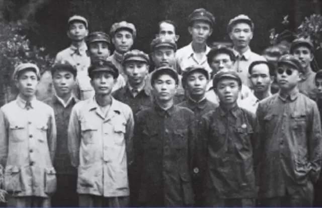 海南岛战役中的潮汕英雄，无名英雄的辉煌篇章，海南岛战役中的潮汕英雄，无名英雄的辉煌篇章揭秘