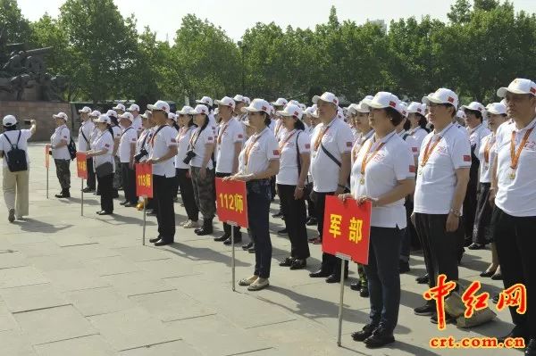 探究中国陆军第八十三集团军军旗的历史与象征意义，中国陆军第八十三集团军军旗历史与象征意义探究