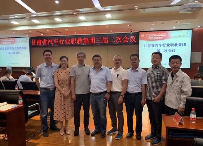 联合早报网，新闻与信息的汇聚之地，联合早报网，新闻与信息汇聚的权威平台