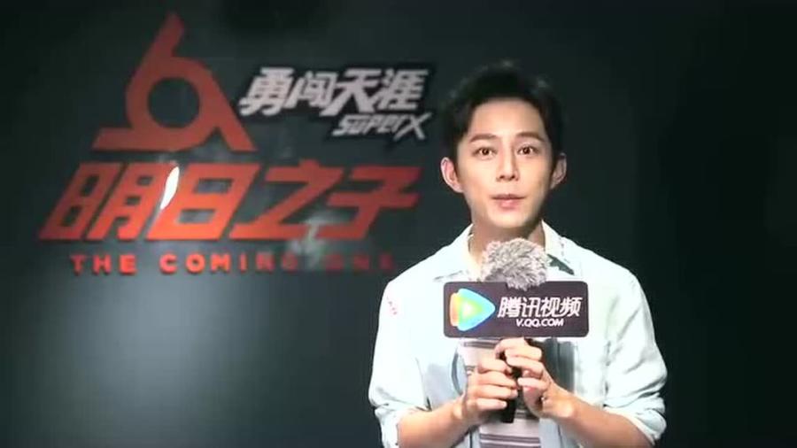 主持人任子明的魅力与风采，主持人任子明的魅力与风采展现，独特的舞台风范与气质展现