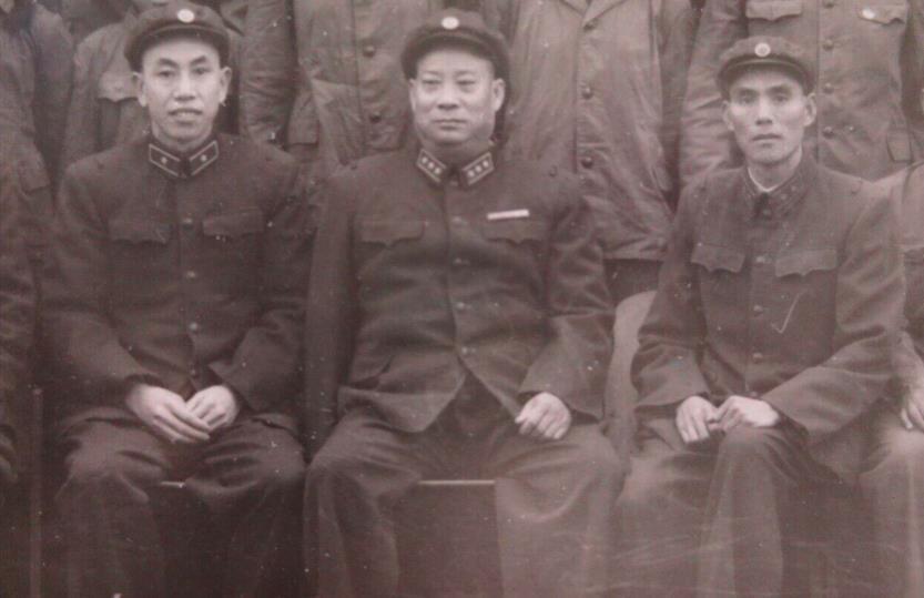 丁小军独臂将军的爱情，独臂将军丁小军的爱情故事
