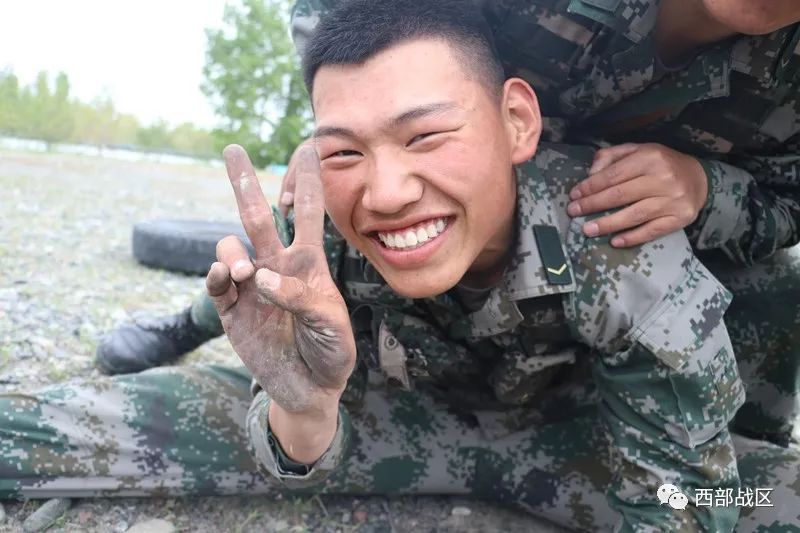 财经 第889页