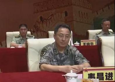 共和国勋章获得者人物事迹，闪耀的荣耀背后的坚韧与奉献，共和国勋章获得者事迹，荣耀背后的坚韧与奉献之光