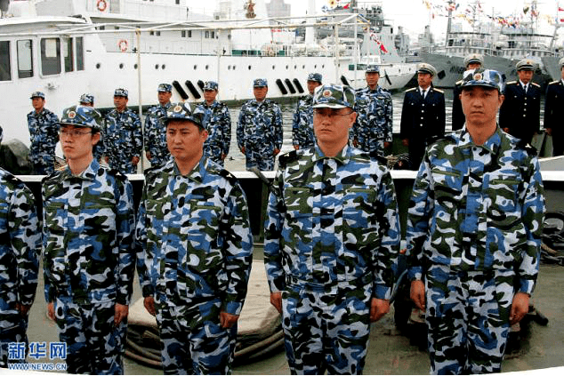 探索中国军事装备，深入了解99式迷彩服，揭秘中国军事装备，深入解析99式迷彩服