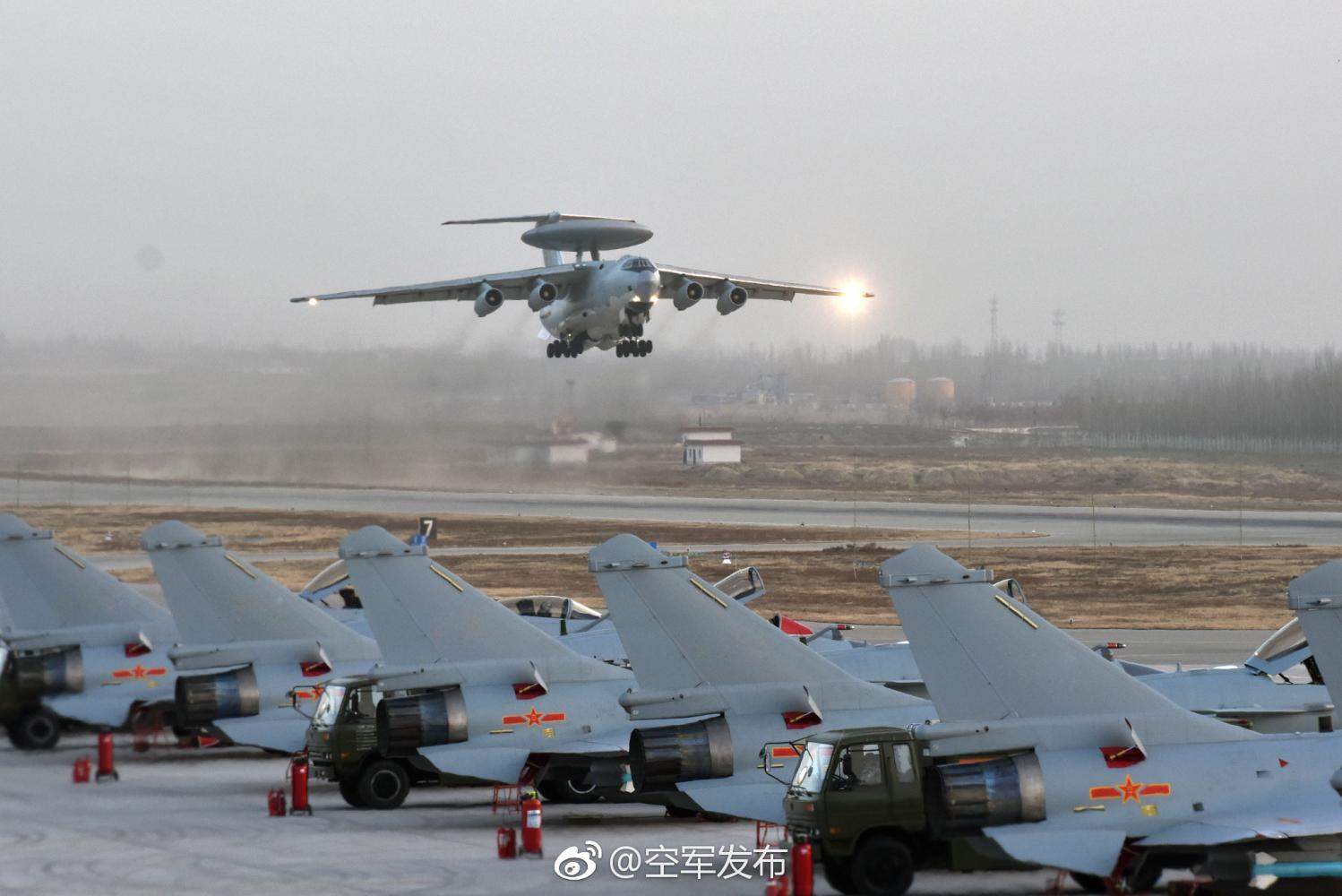 中国空军最强王牌部队，荣耀与担当的辉煌篇章，中国空军王牌部队的荣耀与担当，辉煌篇章