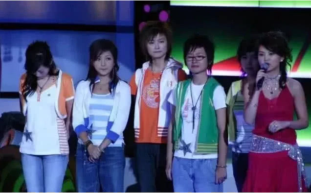 女声版今天，生活的韵律与女性的力量，女声版，今天，女性的力量与生活韵律的融合展现
