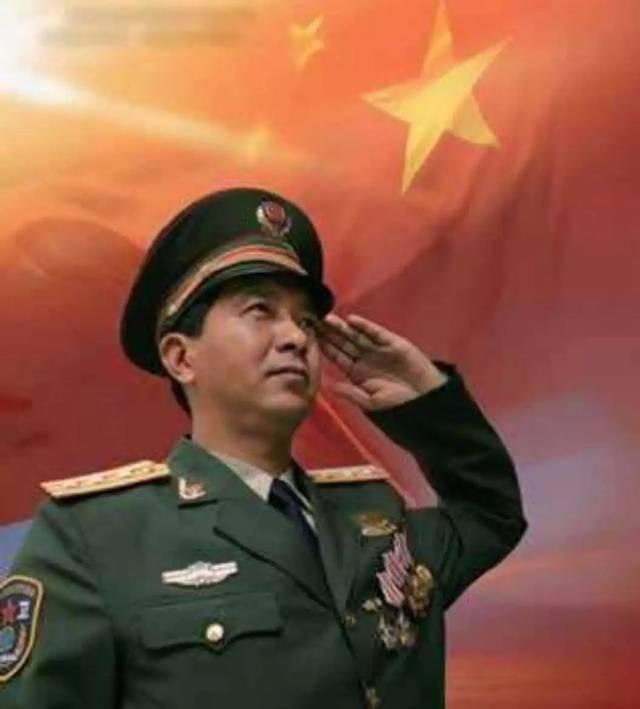 独臂英雄丁晓兵，战场上的坚韧与荣耀，独臂英雄丁晓兵，战场上的坚韧与荣耀之路