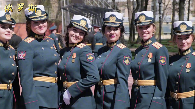 越南女兵与中国女兵，两国军事力量的交流与对比，越南女兵与中国女兵，军事力量交流与对比研究