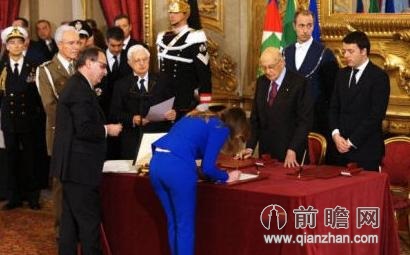 意大利国防女部长签署重要文件，展现决心与实力，意大利国防女部长签署关键文件，彰显决心与实力
