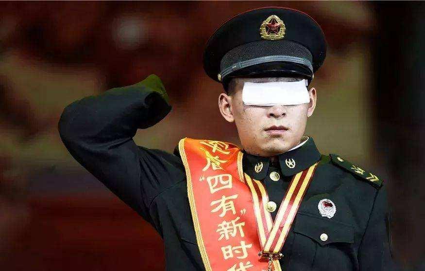杜富国的伤残等级，英雄背后的坚韧与崇高，杜富国的坚韧与崇高，英雄背后的伤残等级之路