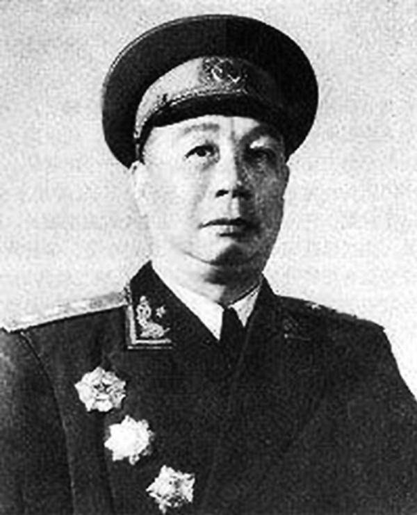红军第一任参谋长，一位卓越领袖的辉煌历程，红军第一任参谋长，卓越领袖的辉煌历程