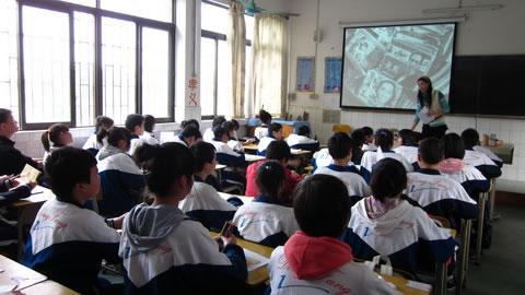 国际视角下中国视角的变化原因深度解析，国际视角下的中国视角变化原因深度探究
