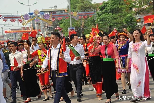 国庆65周年阅兵式，荣耀的盛典，国家的力量展示，国庆65周年阅兵式，国家力量展示，荣耀盛典