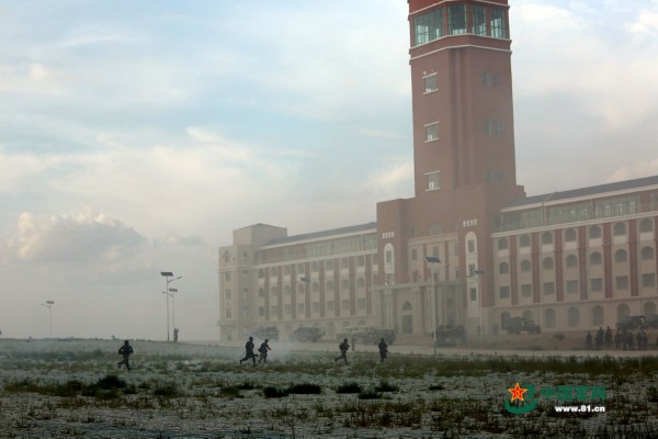 朱日和与台北总统府，两地历史文化的交汇与对比，朱日和与台北总统府，两地历史文化交汇与对比探究