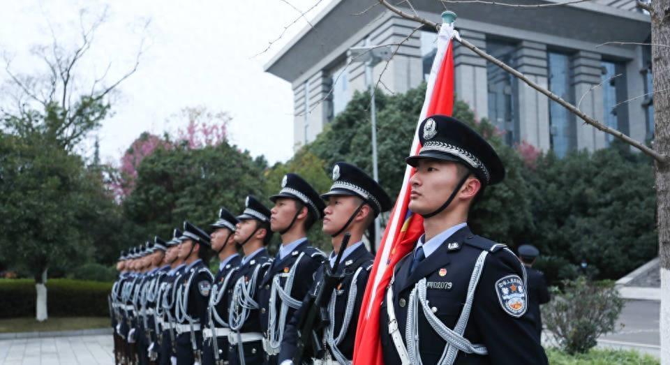 美国专家称中国停止使用武器，全球安全格局的新视角，中国停止使用武器，全球安全格局的新视角分析（美国专家观点）