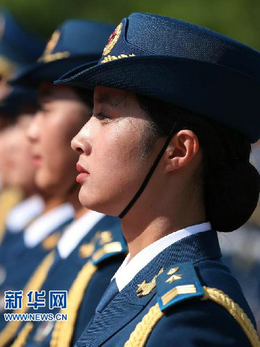 中国人民解放军仪仗队女兵正步，荣耀与担当，中国人民解放军仪仗队女兵正步，荣耀与责任的担当
