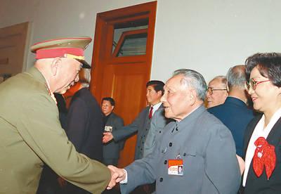 踮脚看美军装备，全球顶尖战斗力的体现，美军顶尖战斗力装备一览，全球顶尖战斗力的体现