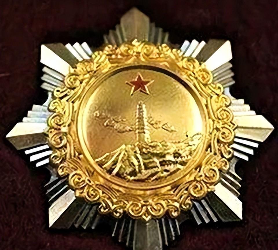 空降兵第15军及其历任军长，荣耀与担当，空降兵第15军历任军长与荣耀担当，铁血传奇之旅