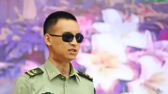 杜富国,英雄背后的故事与发生的巨变,杜富国,英雄背后的故事与巨变之路