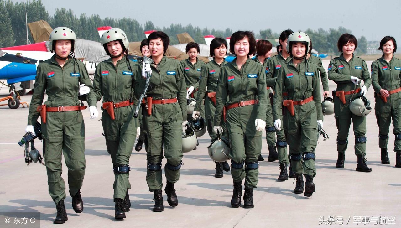 中国人民解放军女兵图片大全，展现力量与荣耀，中国人民解放军女兵图片展示，力量与荣耀的彰显