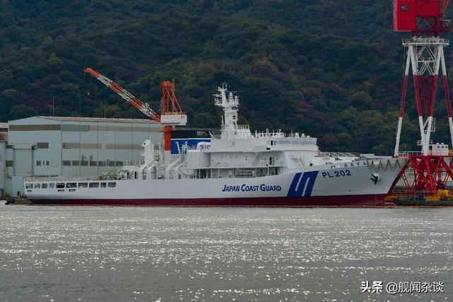 巡逻舰石家庄舰，守护海洋的钢铁长城，巡逻舰石家庄舰，守护海洋的钢铁卫士