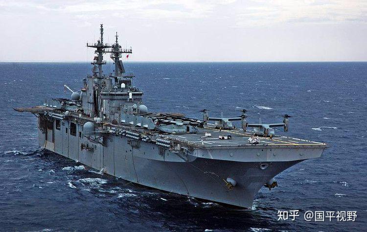 黄蜂级两栖攻击舰满载，力量与多功能的完美结合，黄蜂级两栖攻击舰满载，力量与多功能之典范
