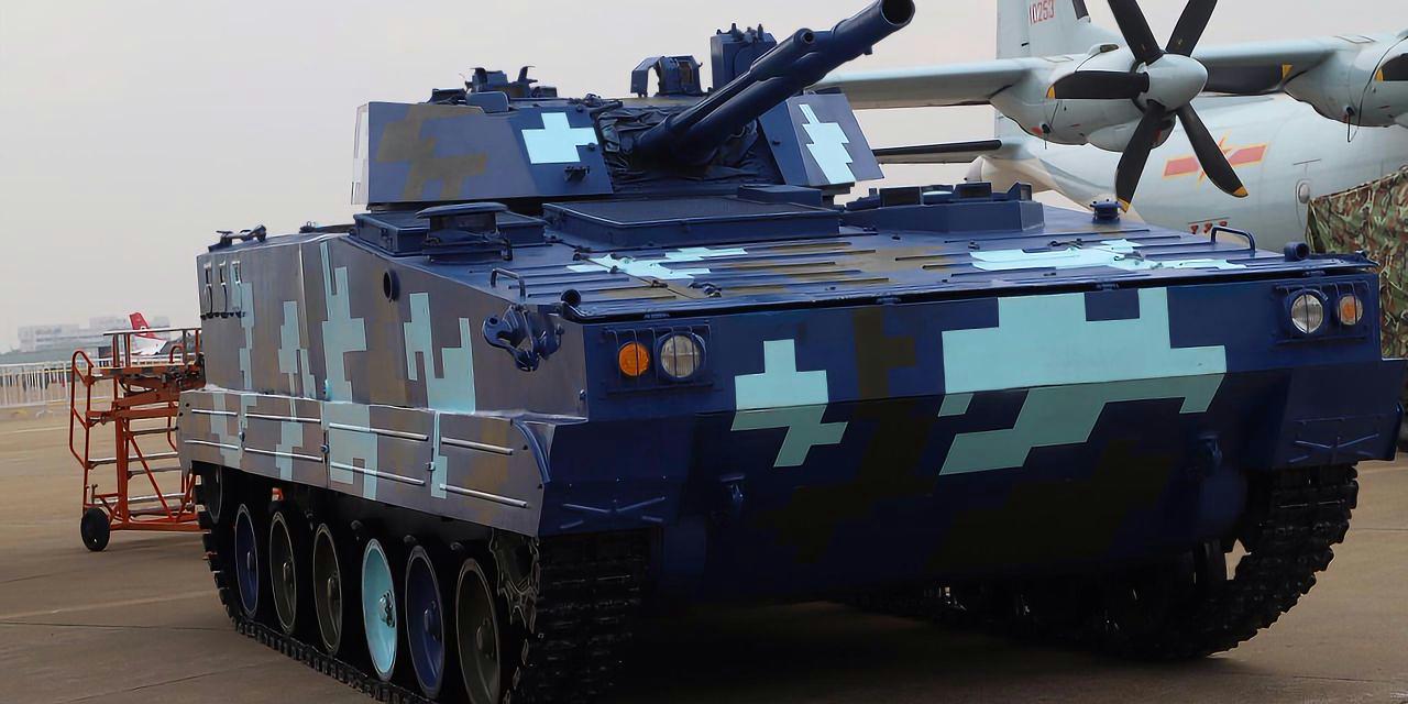 运-20空投装甲车,空中力量的崭新篇章,运-20空投装甲车,空中力量新篇章启动