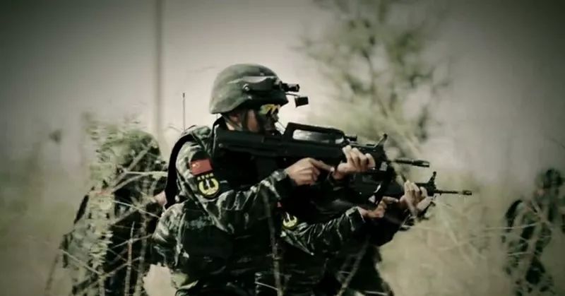 武警宣传图片，展现英勇形象与无私奉献的精神，武警宣传图片，展现英勇形象与无私精神风采