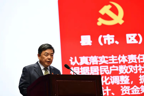 张宏昌，一位引领时代的杰出人物，张宏昌，时代引领者的杰出风采