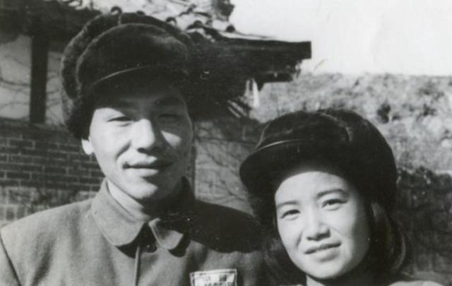 中国人民志愿军战歌钢琴伴奏，荣耀与力量的交响，中国人民志愿军战歌钢琴伴奏，荣耀与力量的交响乐章