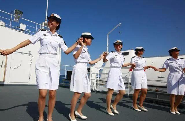 海军平时训练什么，深度探究海军训练内容与特点，深度解析，海军的日常训练内容与特点