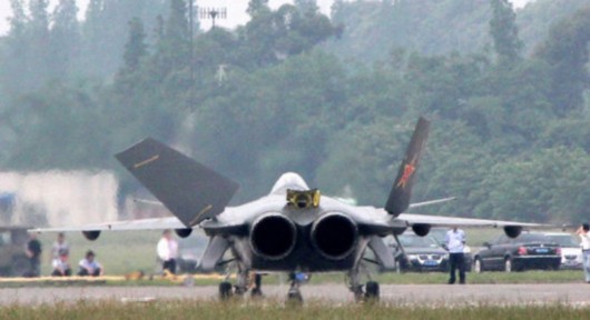 T-50战机与歼-20大小对比，参数详解，T-50战机与歼-20战机尺寸对比及参数详解